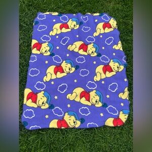 Disney Winnie the Pooh Kids Blanket - Red